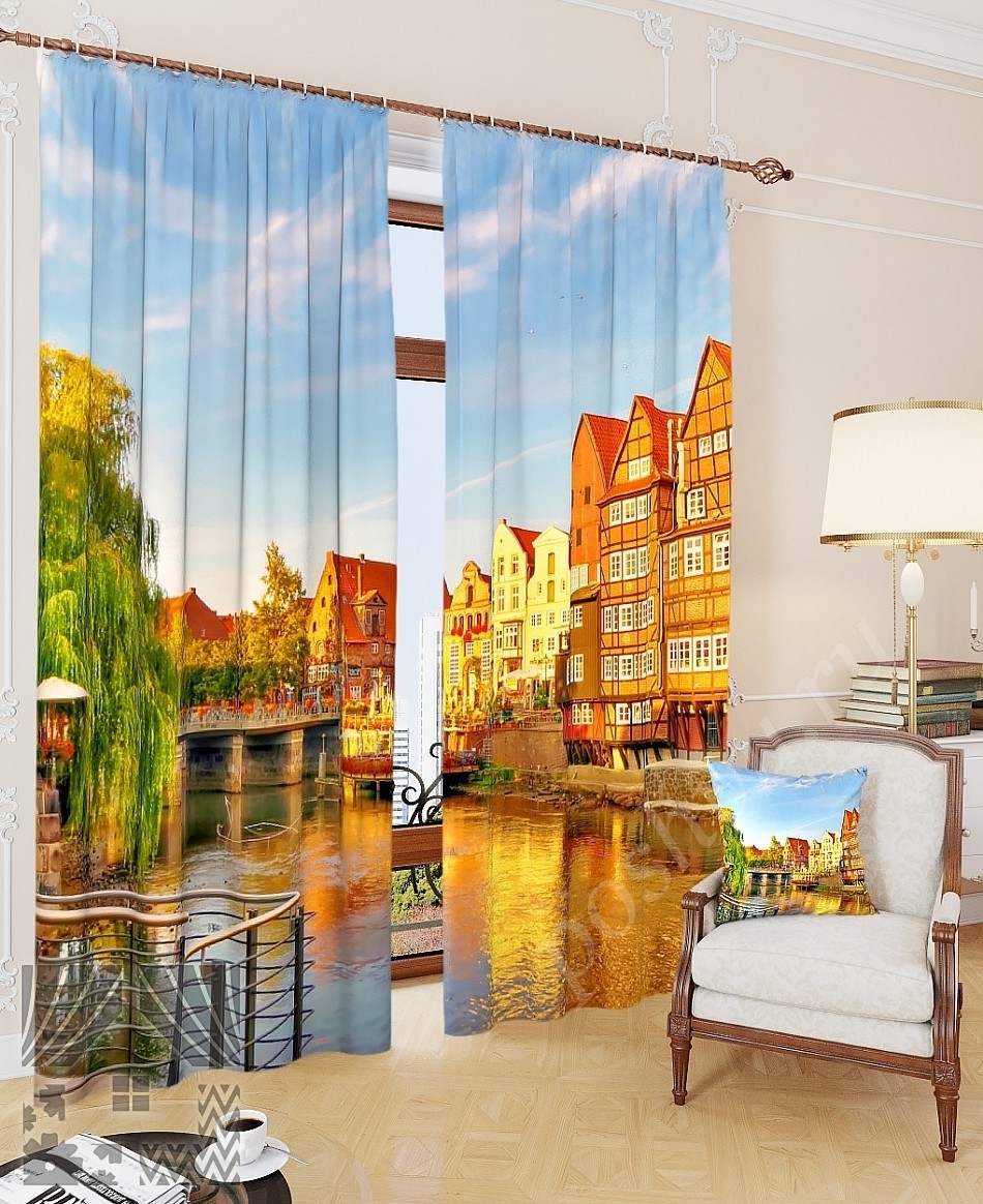 Комплект готовых фото штор с изображением набережной города для гостиной или офиса