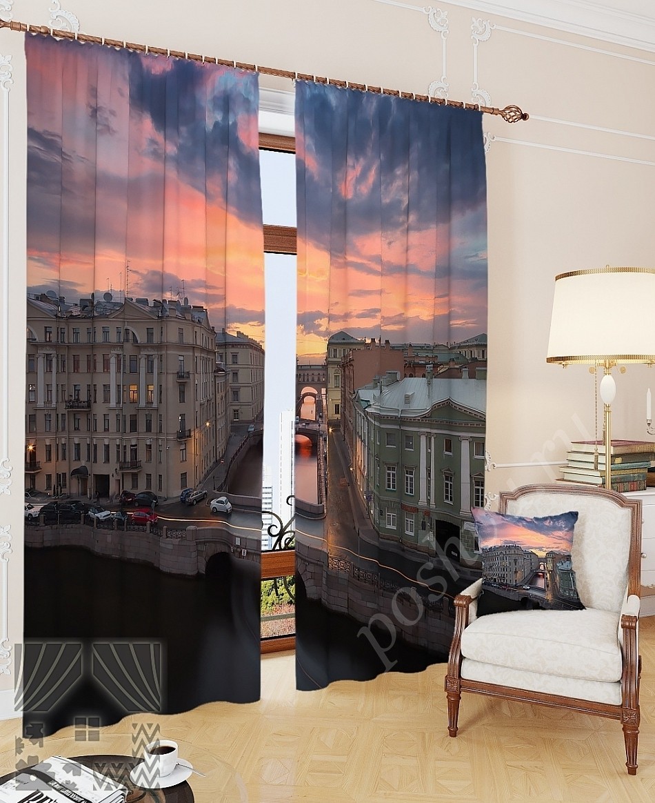 Комплект готовых фото штор с изображением заката над набережной в Петербурге для гостиной