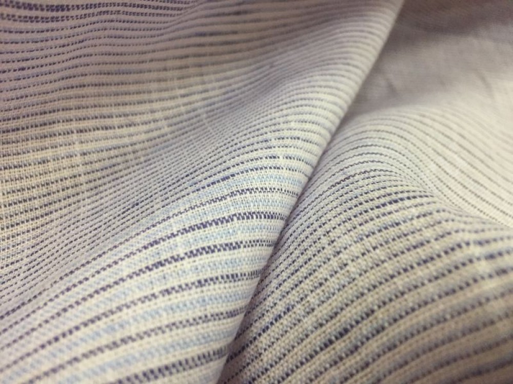 Сорочечная ткань бежево-голубая 100% лен