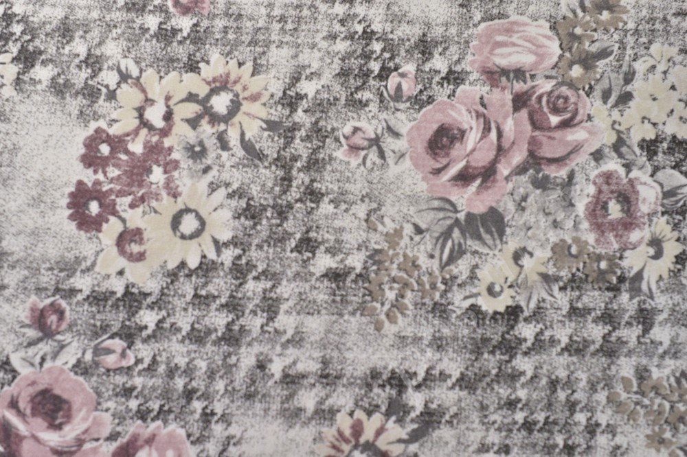 Плательная ткань в серых тонах с цветочным принтом