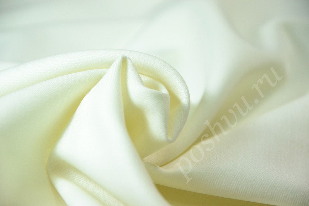 Ткань костюмная белого оттенка