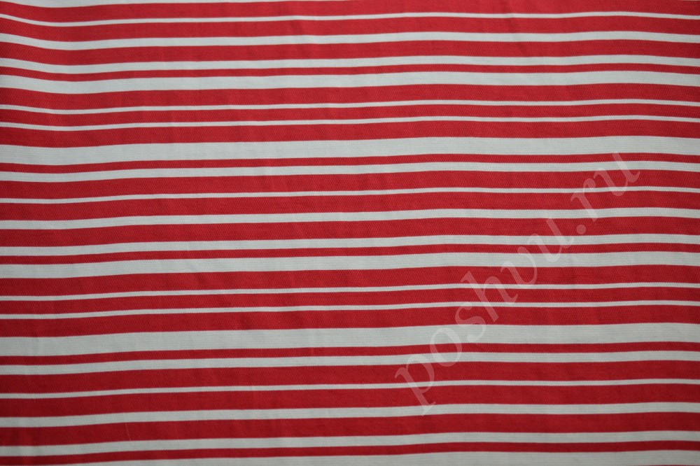 Плательная вискозная ткань в красно-белую полоску