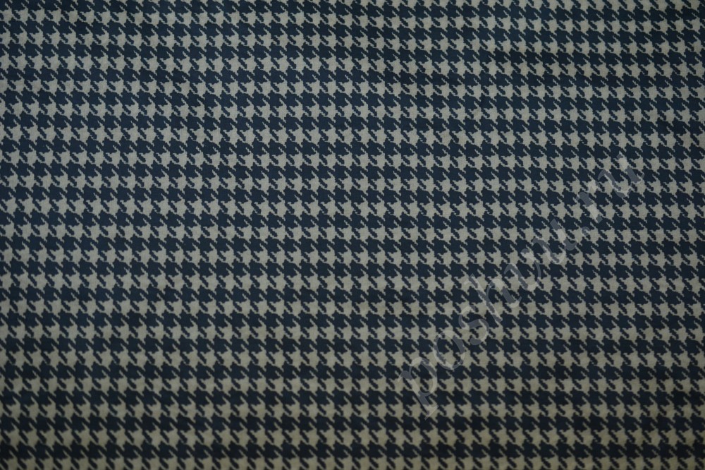 Ткань плащевка Max Mara в бело-синюю клетку