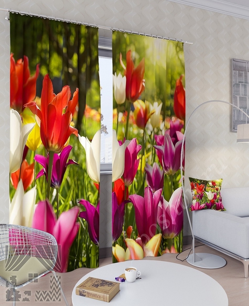 Комплект готовых фото штор с изображением тюльпанов для гостиной или спальни