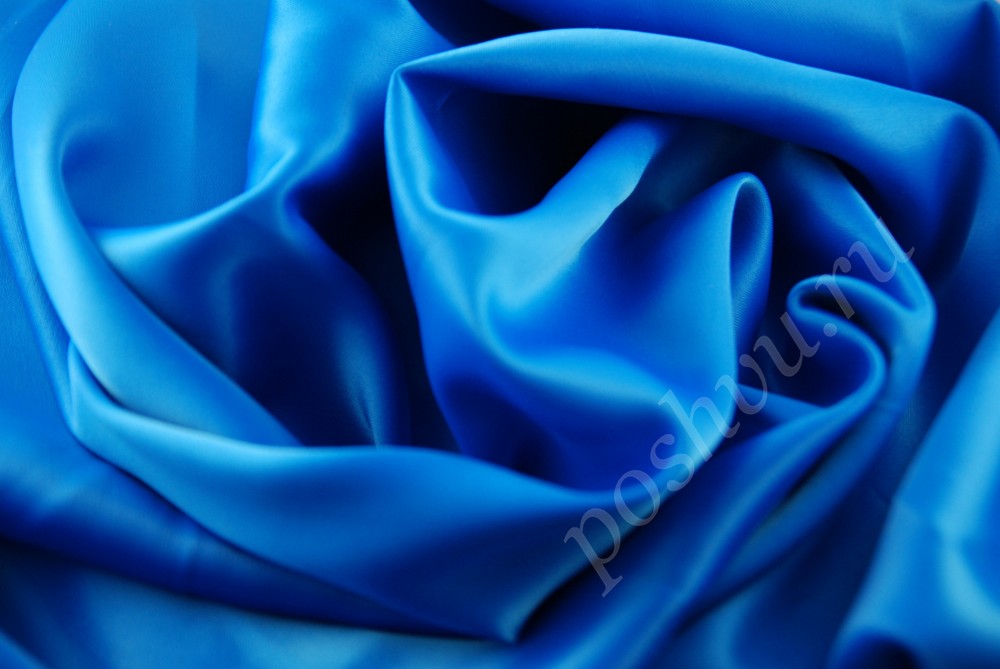 Блестящая синяя атласная ткань со скидкой