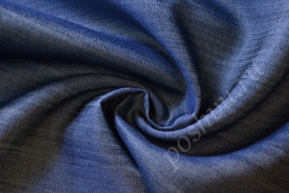 Джинсовая ткань насыщенного синего цвета