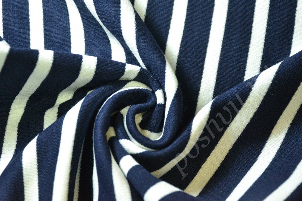 Трикотажная ткань в сине-белую полоску