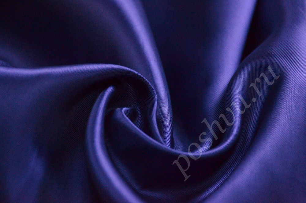 Подкладочная ткань насыщенного синего цвета