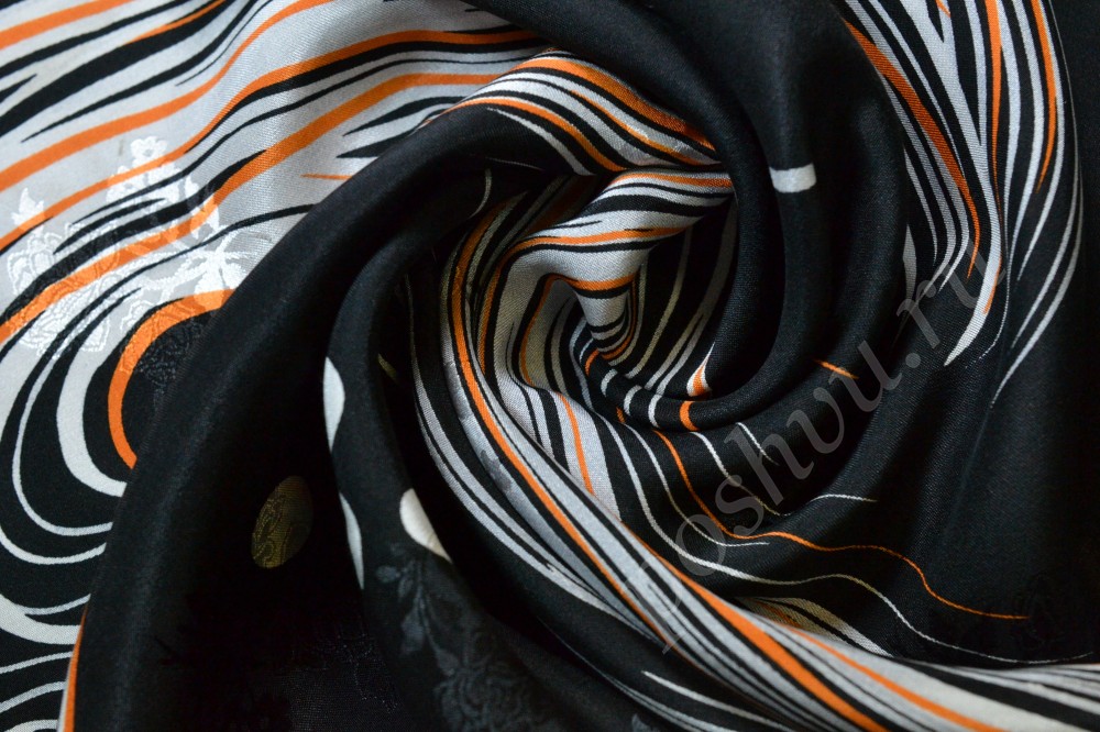 Шелковая жаккардовая ткань черного цвета с оригинальным принтом