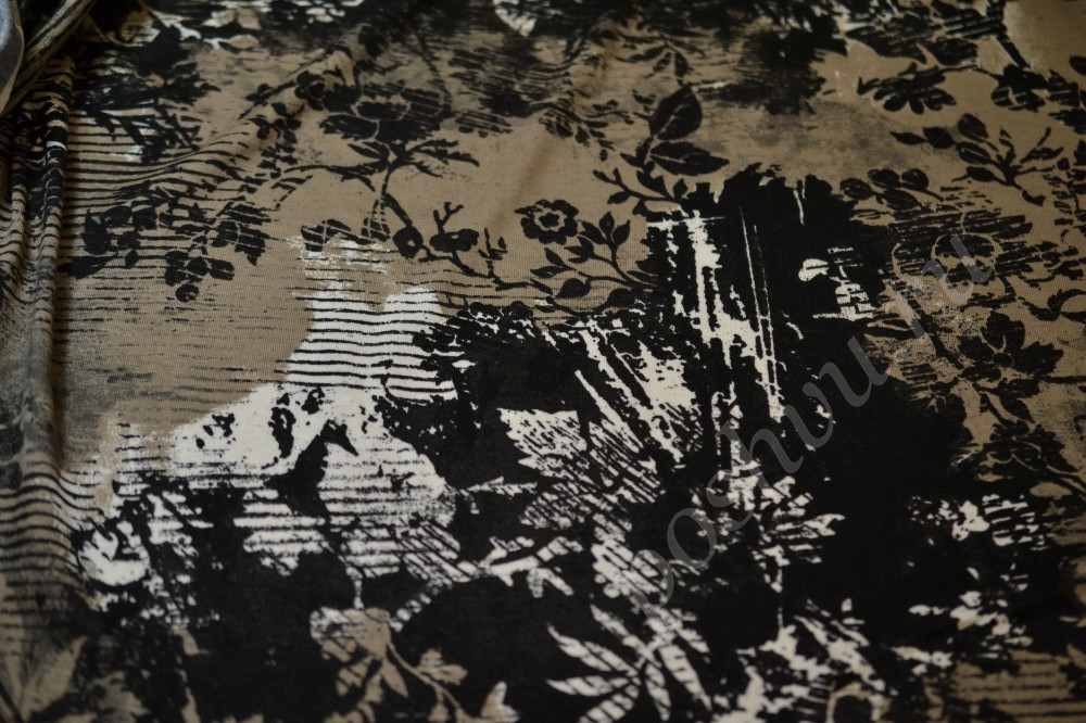 Ткань трикотаж черного, палевого и белого цвета в флористический узор