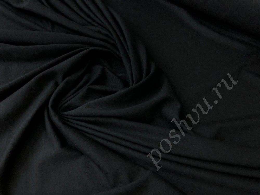 Трикотаж вязанный средней плотности черного цвета