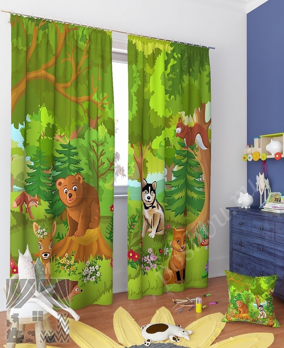 Комплект готовых фото штор с изображением сказочных лесных животных для детской