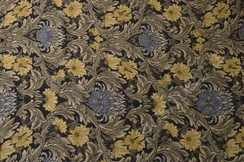 Ткань плательная с флористическим орнаментом