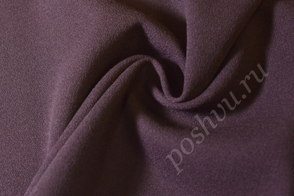 Креповая ткань бордово-фиолетового оттенка