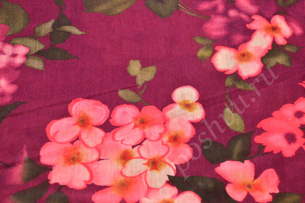 Оригинальная шерстяная ткань с розовым цветочным принтом