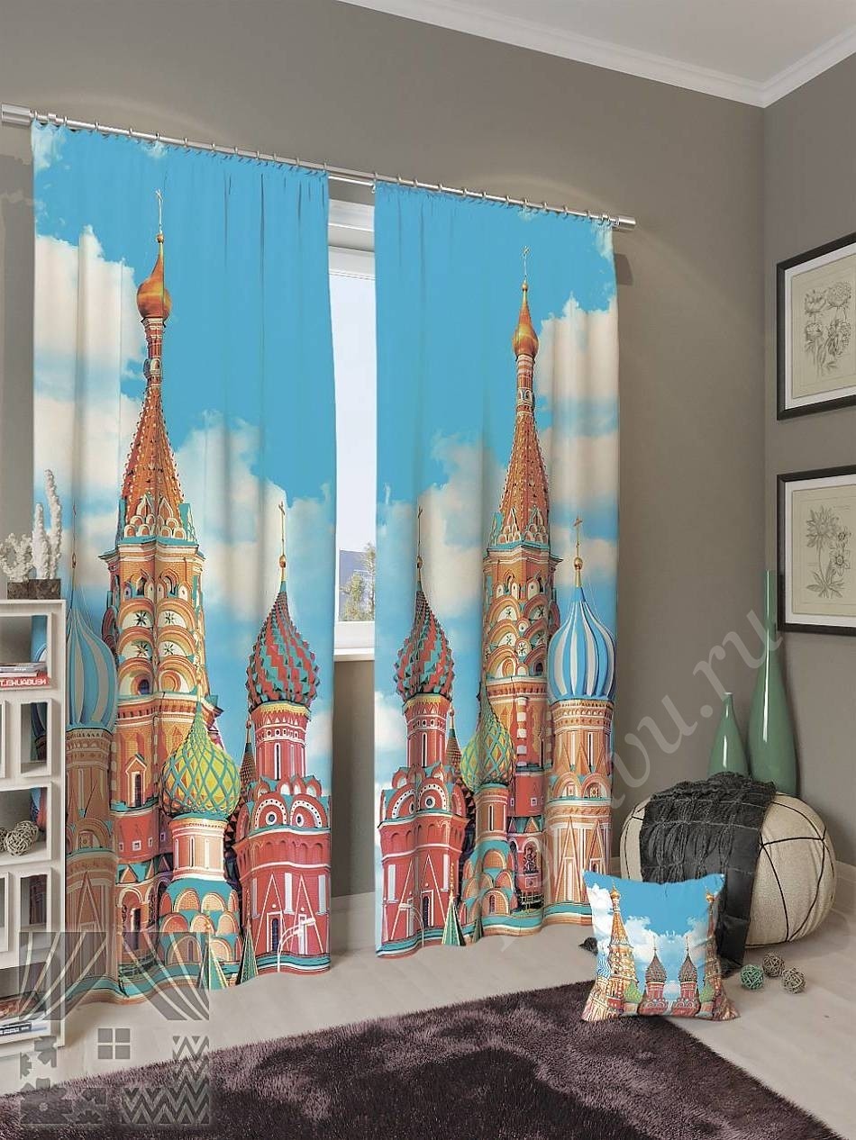 Комплект готовых фото штор с изображением Собора Василия Блаженного для гостиной