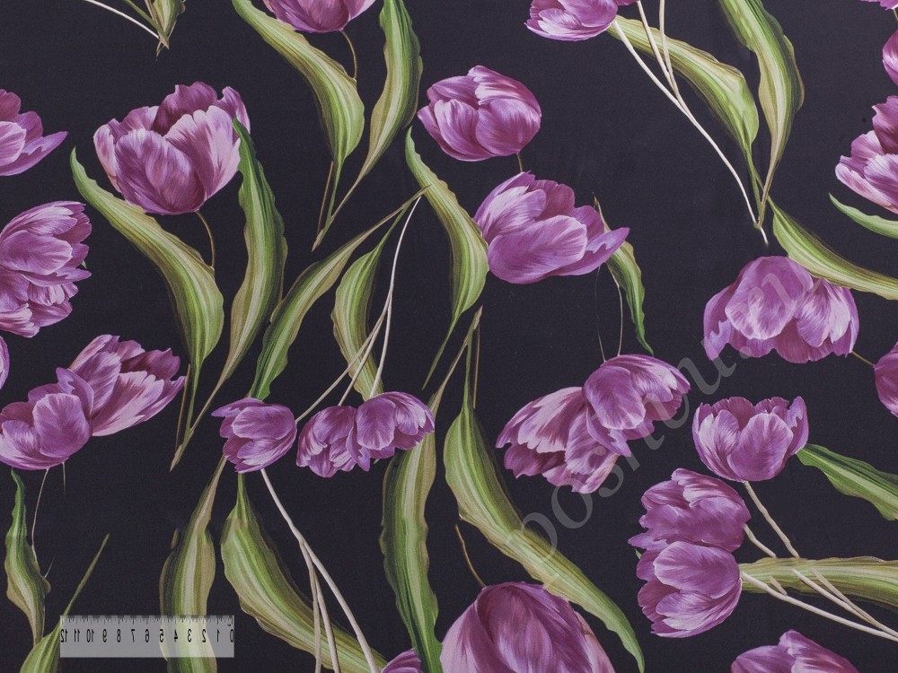 Ткань Шелк Фиолетовые тюльпаны на черном фоне