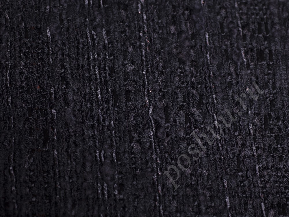 Ткань тип Шанель черного цвета с выработкой