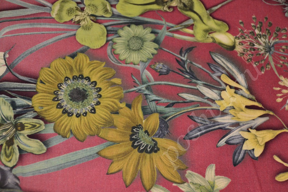 Нежная кашемировая ткань с красивым узором из подсолнухов и цветов
