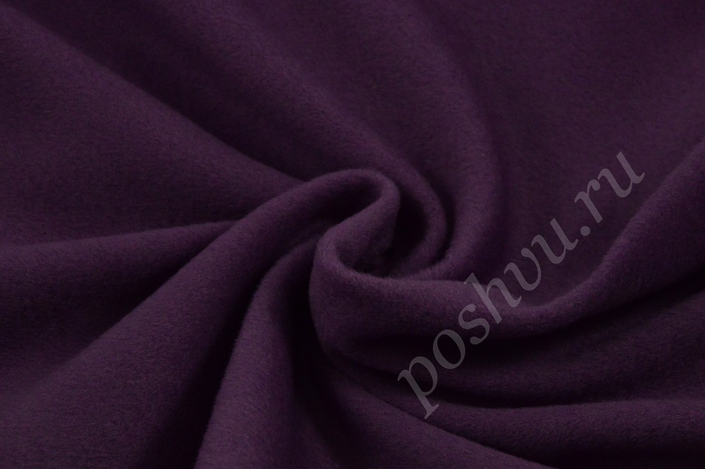 Тонкая шерстяная ткань Blumarine (Блумарин) фиолетового цвета