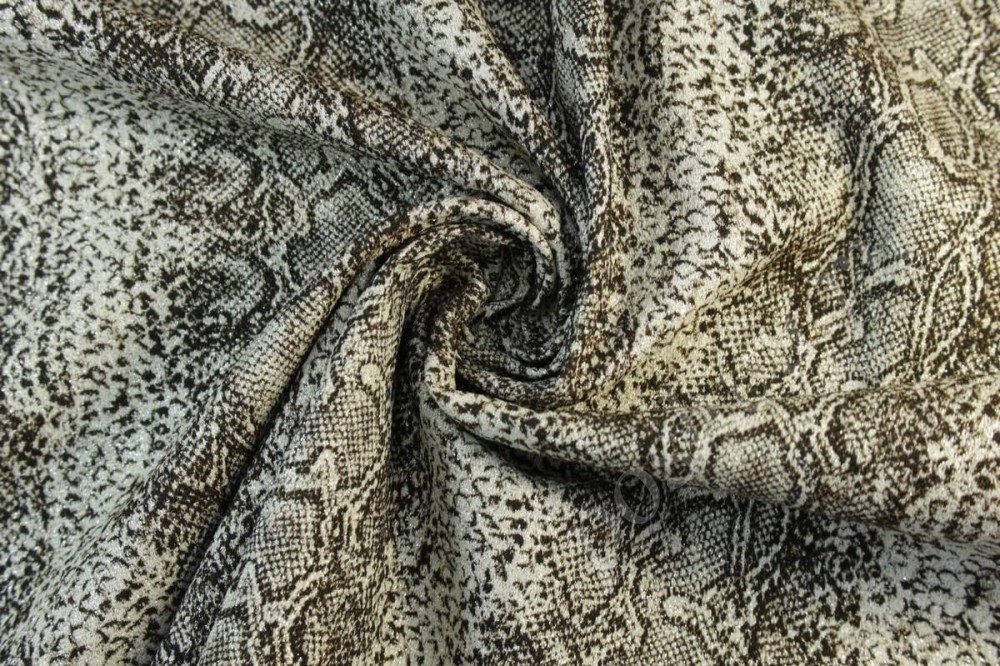 Жаккардовая ткань в змеиный принт