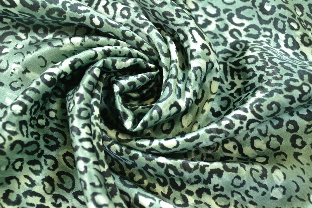 Ткань шелк светло-бирюзового оттенка в леопардовый узор