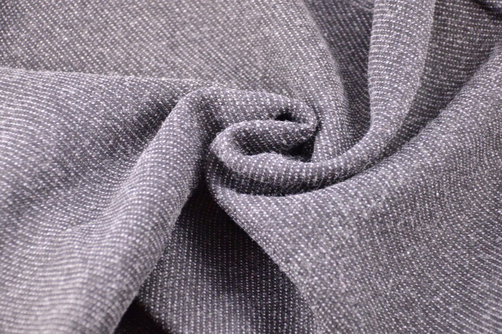 Однотонная светло-серая пальтовая ткань