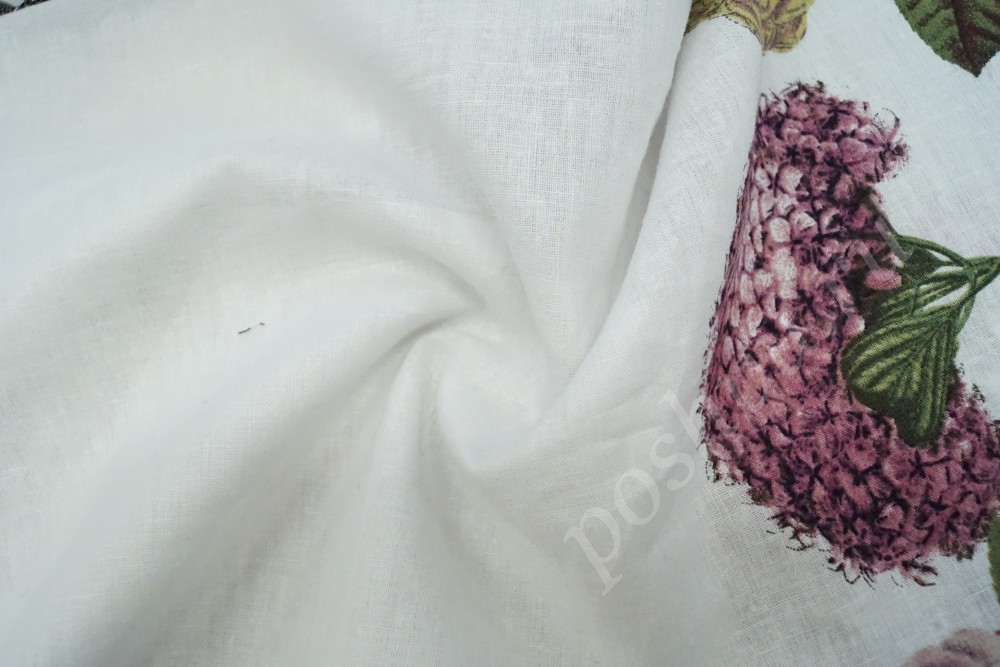 Ткань блузочная белого оттенка в летние цветы