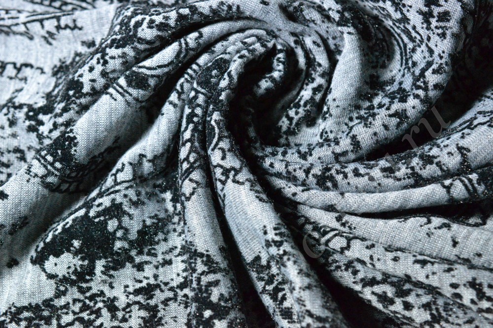 Ткань трикотаж серо-черного оттенка в абстрактный узор