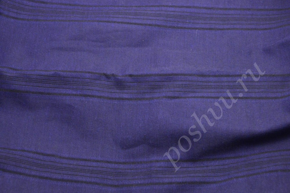 Ткань плательная синего оттенка вчерные полосы