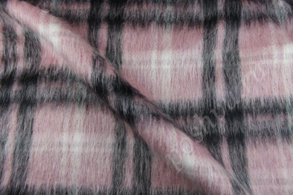 Ткань пальтовая розового цвета в черную клетку Шанель