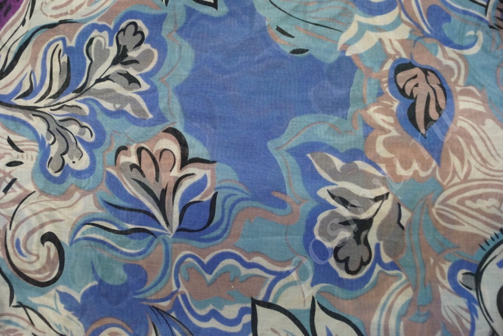 Ткань батист с нежным цветочным принтом