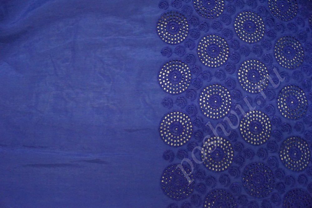 Ткань батист с кружевом синего цвета