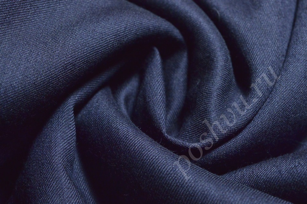 Костюмная ткань глубокого темно-синего оттенка