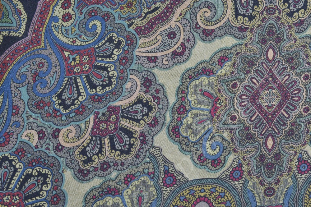 Шёлковая ткань с орнаментом в сером, синем и пурпурном цвете