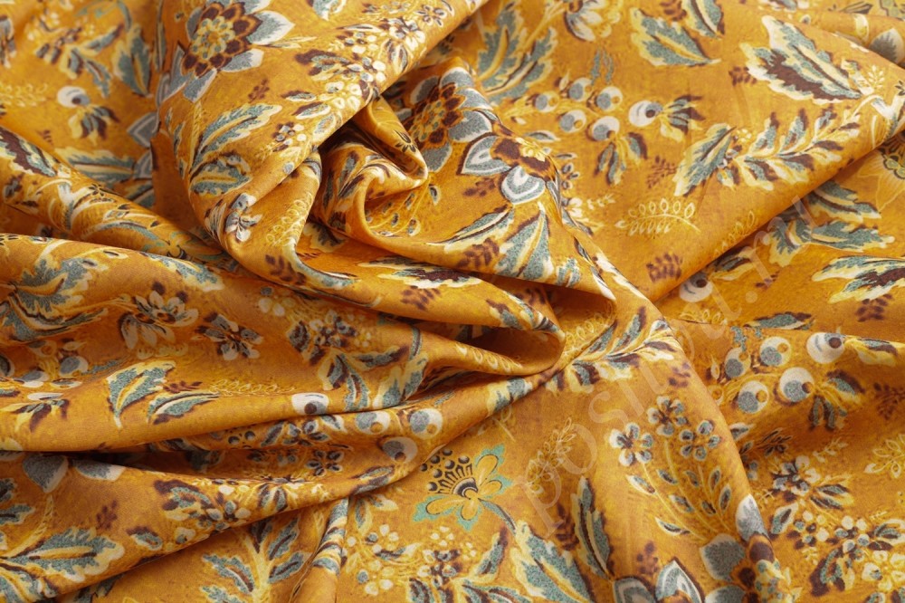 Ткань плательная вискоза оранжевого цвета с цветами