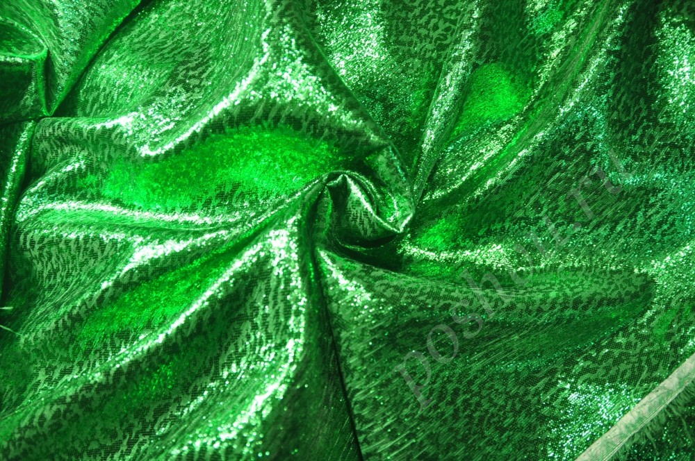 Парча металлик зеленого цвета
