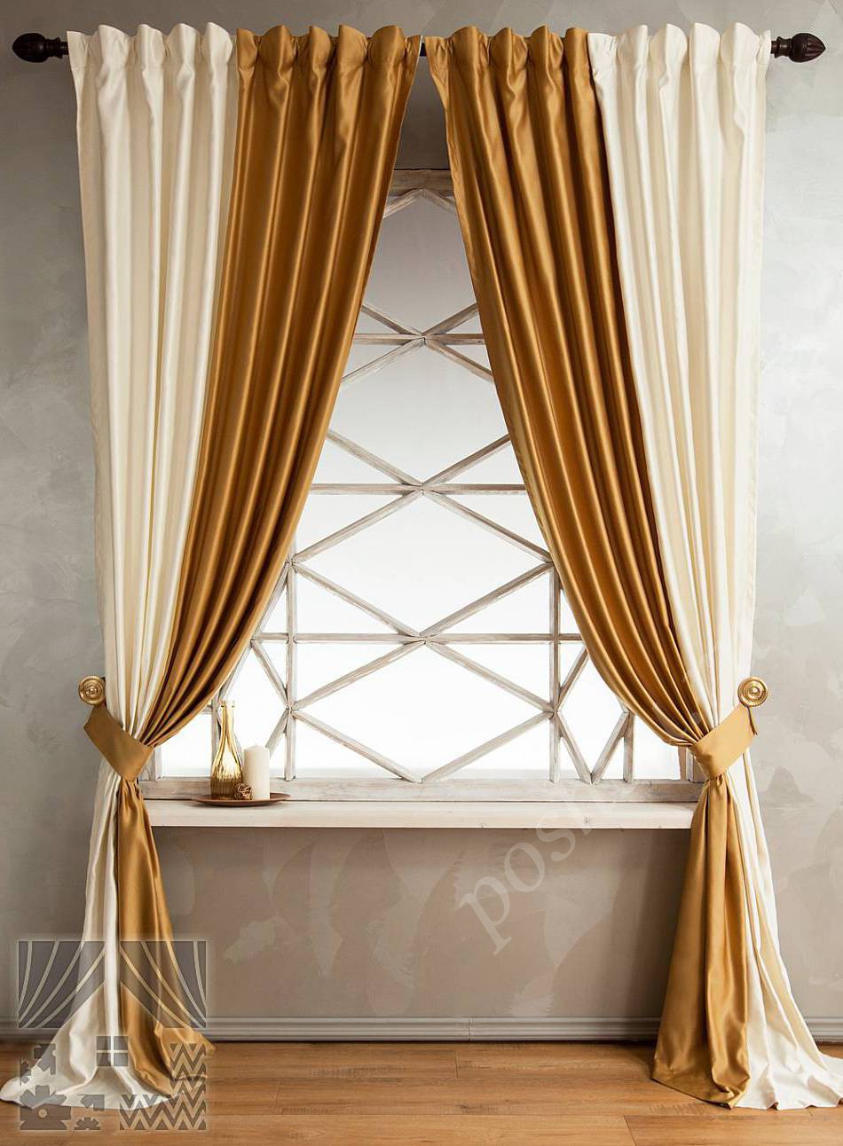Необычный комплект готовых штор в бело-золотых тонах для гостиной или спальни