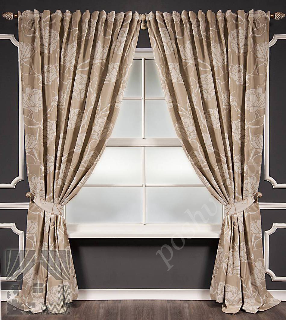 Уютный комплект готовых штор с флористическим рисунком для гостиной или спальни