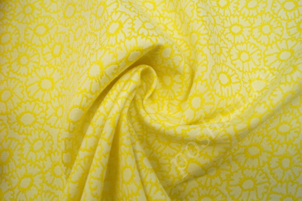 Ткань жаккард желтого оттенка с цветочным рисунком
