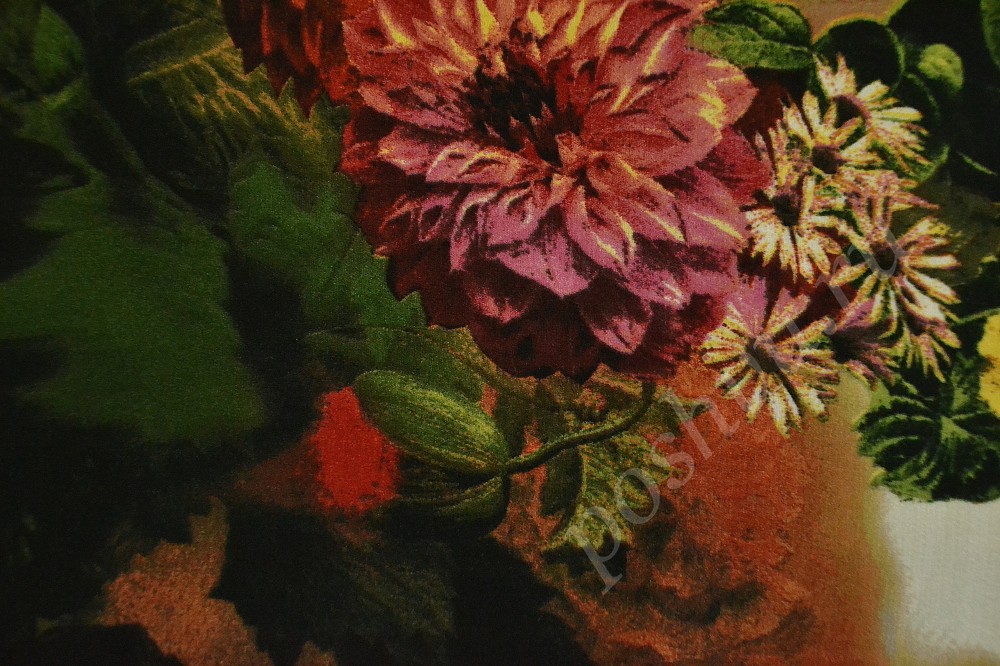 Плательная ткань с оригинальным цветочным принтом