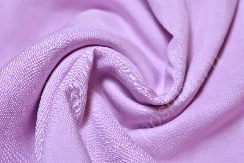 Штапельная ткань лилового цвета