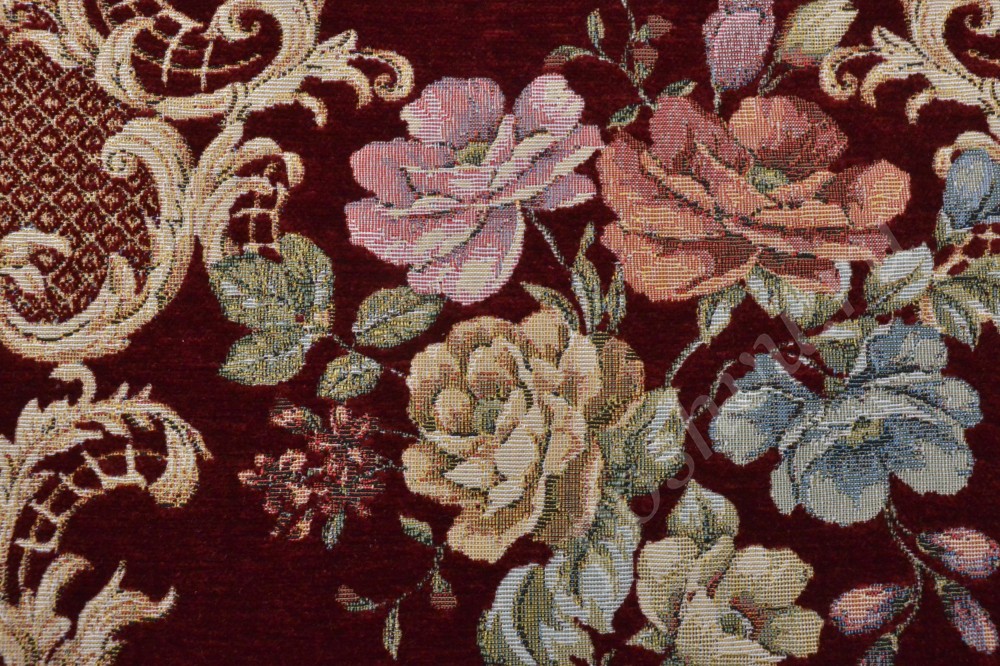 Ткань для мебели шенилл красного оттенка с орнаментом и цветами