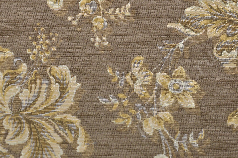 Ткань для мебели шенилл песочного оттенка с цветами