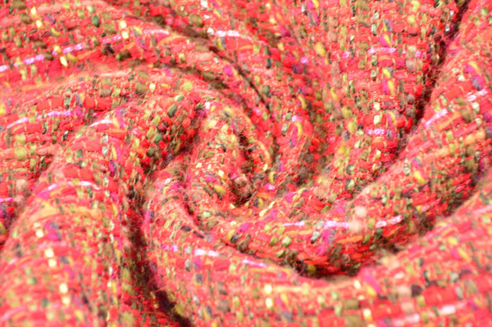 Красивая шерстяная ткань из разноцветных ниток