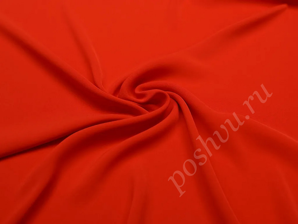 Блузочно-плательная ткань красного цвета