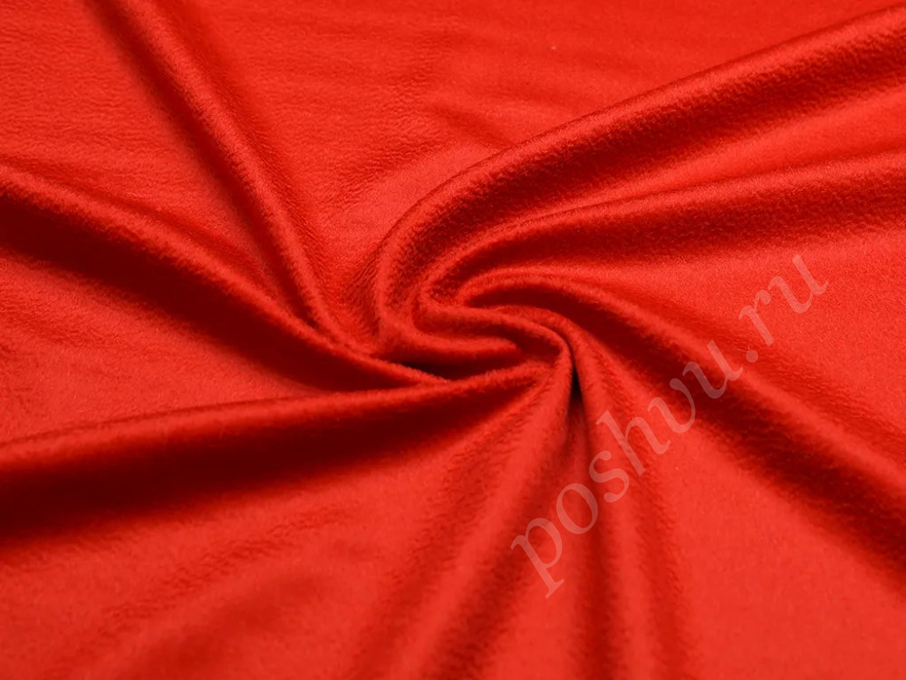 Пальтовая ткань рубинового цвета с ворсом волной