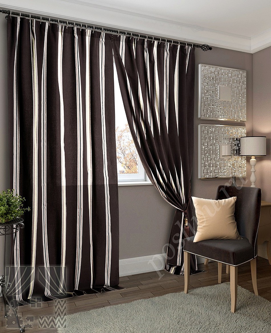 Комплект готовых штор с контрастными вертикальными полосами для гостиной или кабинета