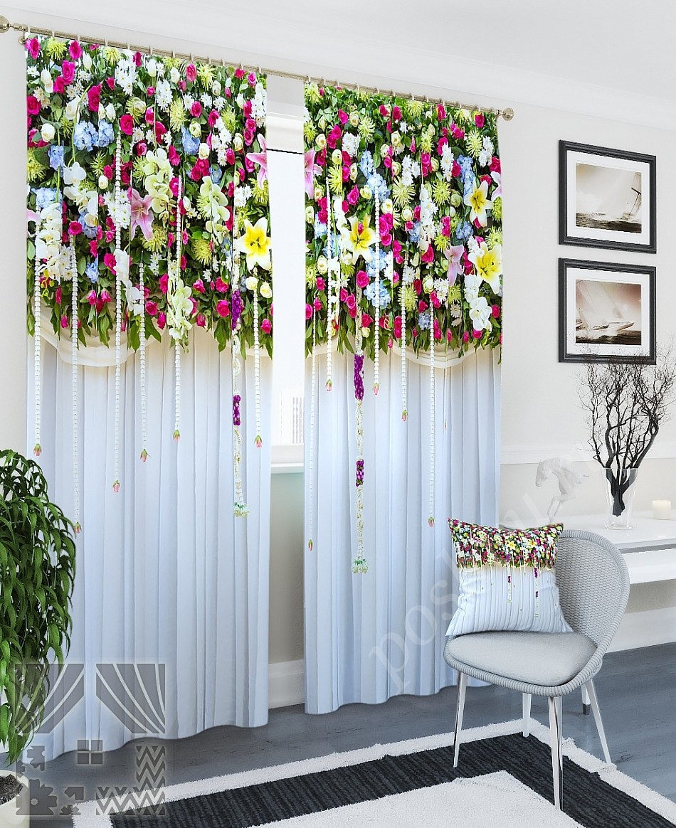 Яркий комплект готовых фото штор с цветочным рисунком для гостиной