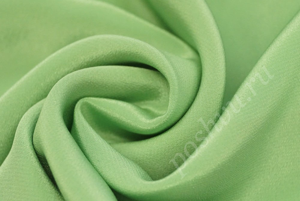 Ткань креп+крепон зеленого оттенка